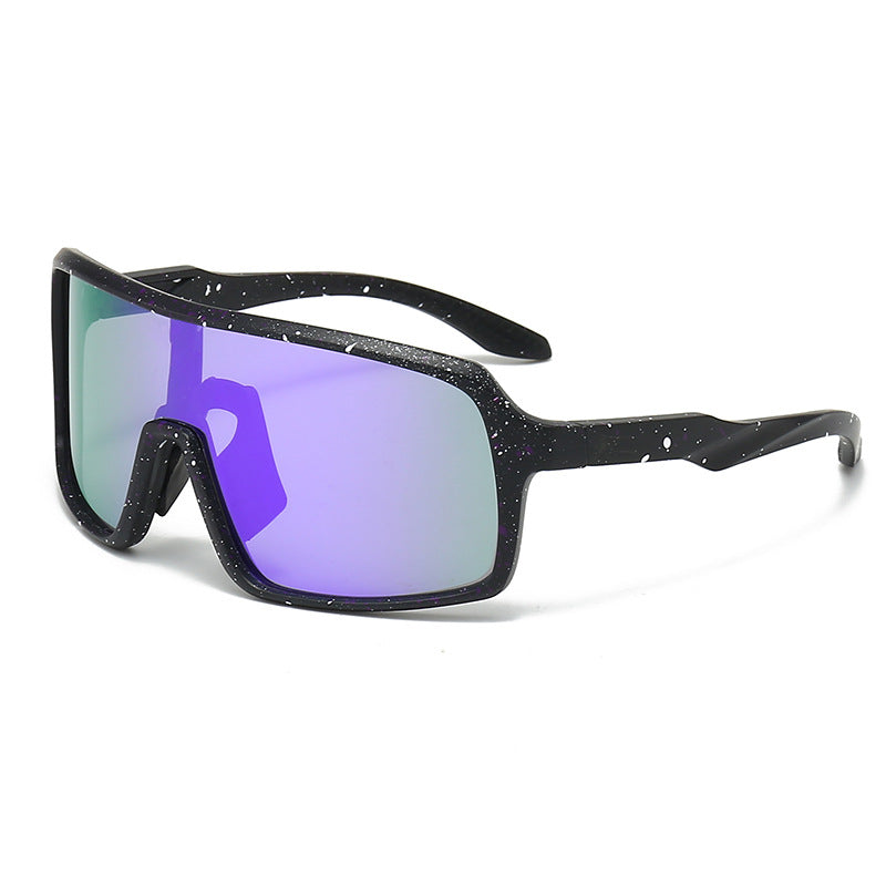 Ladies fashionable sunglasses in a futuristic design with large lenses Bowlift