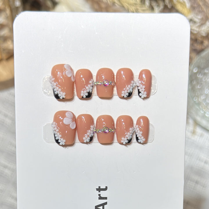 Reusable Press-On Nail Set Bowlift