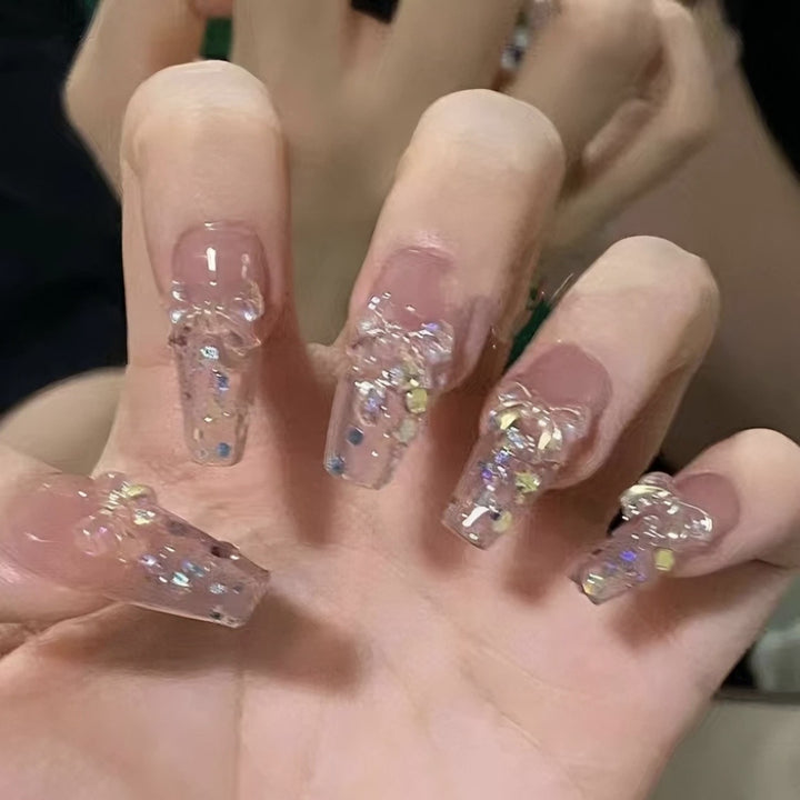 Elegant and Shiny Nail Art Bowlift
