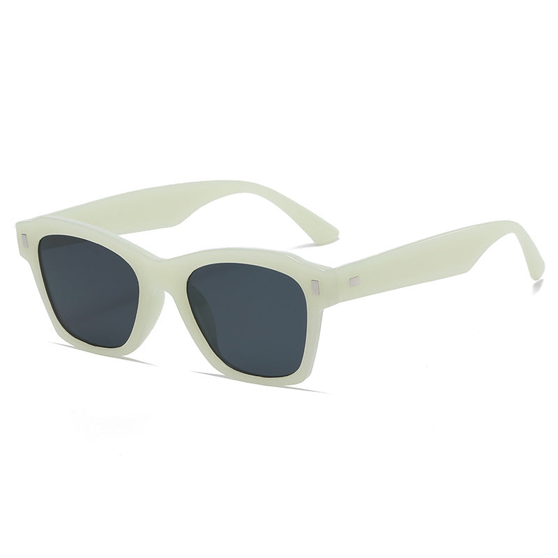 Women's fashionable sunglasses with transparent frame and high-quality UV protection Bowlift