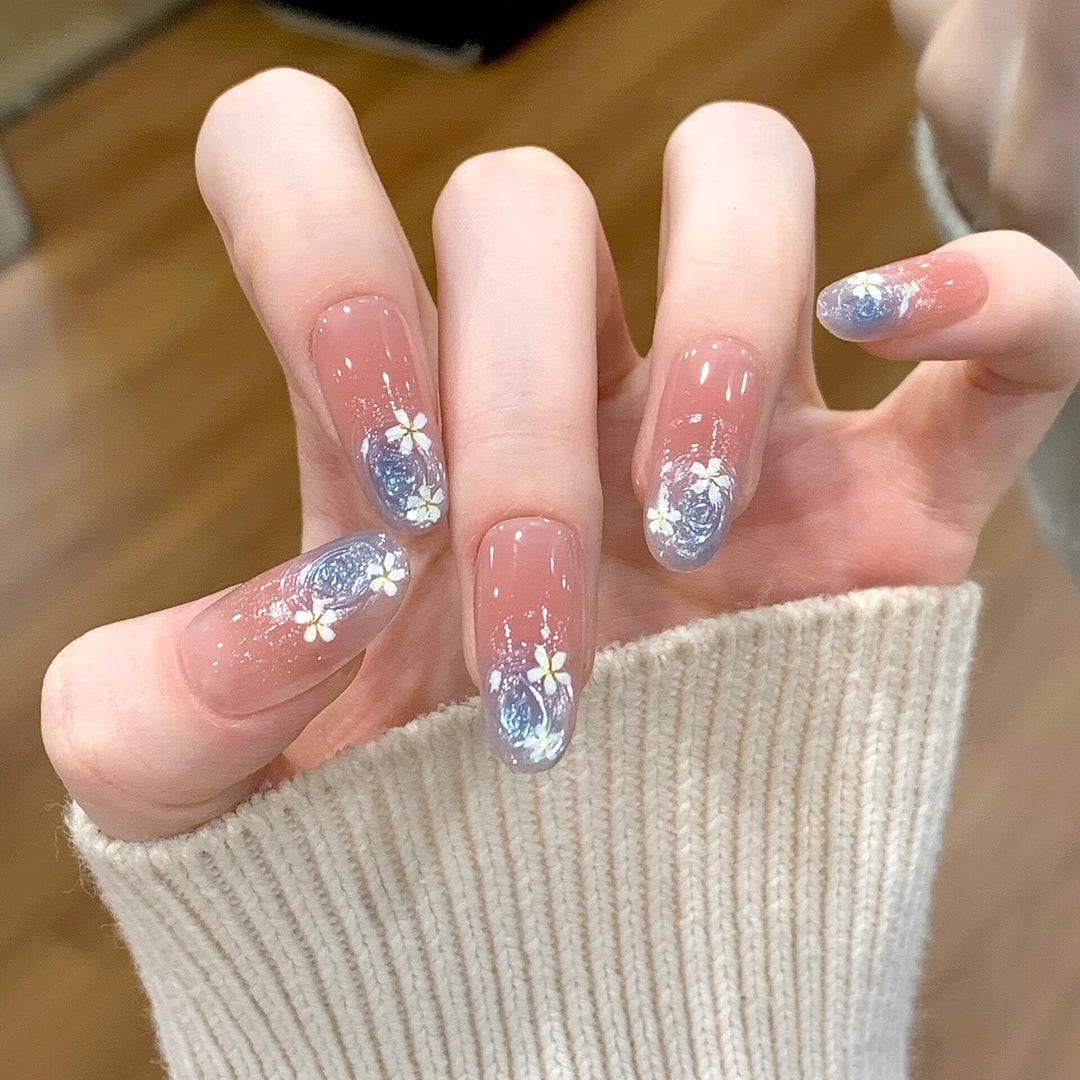 Glamorous Artificial Nails with Floral Design Bowlift
