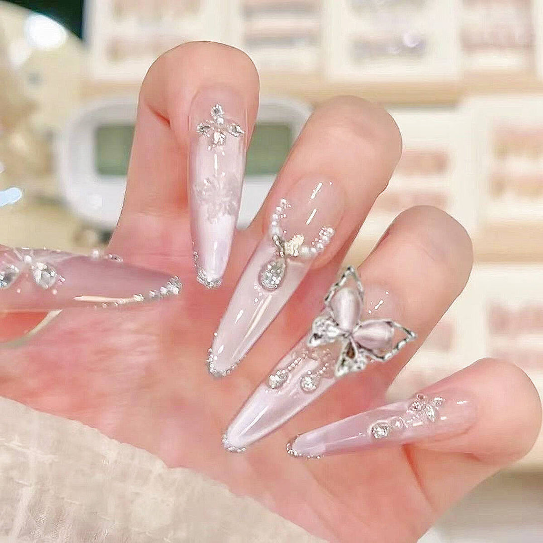 Stylish Stiletto Press-On Nail Extensions Bowlift