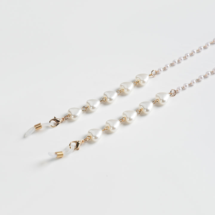 Heart-Shaped Beaded Eyewear Chain Bowlift