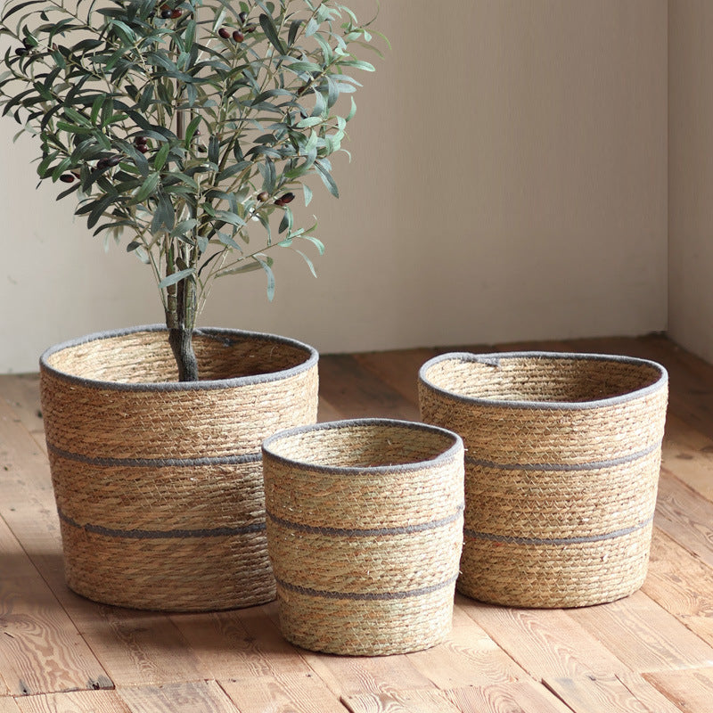 Handwoven decorative basket Bowlift
