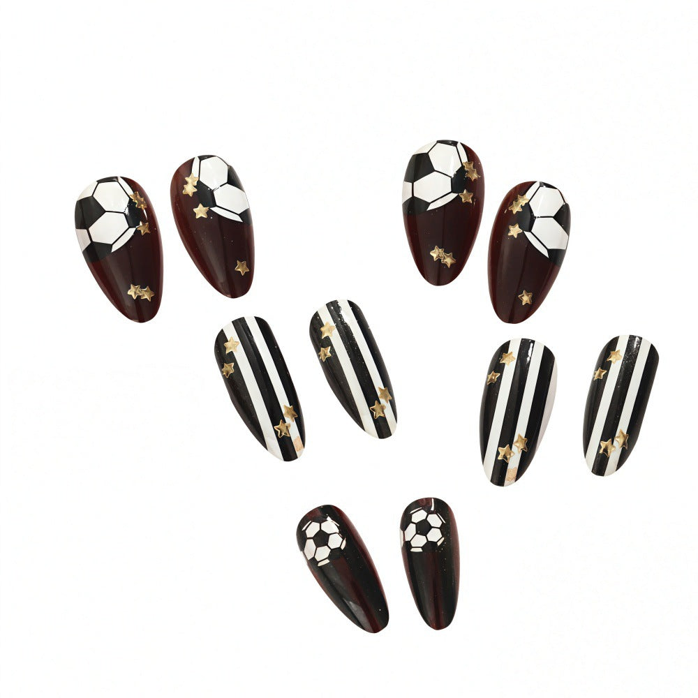 Sporty Art Nails Bowlift