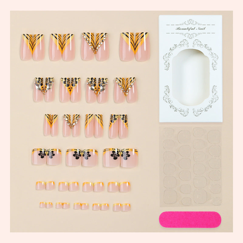 Artistic Premium Press-On Nail Set with Floral and Gem Accents Bowlift