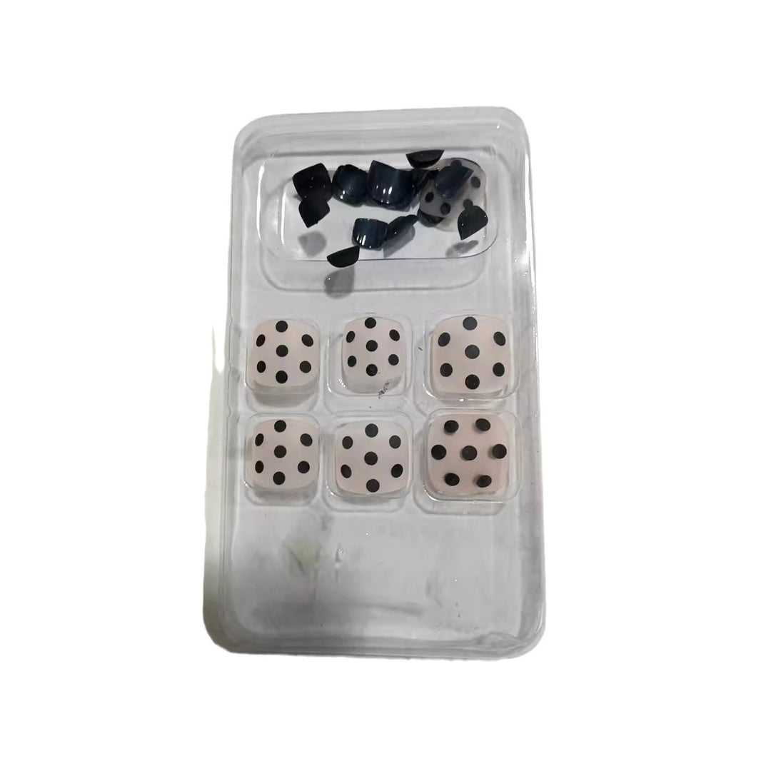 Artistic Polka Dot Press-On Nail Set Bowlift