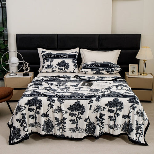 Women Patterned Blanket made of Soft Cotton Bowlift