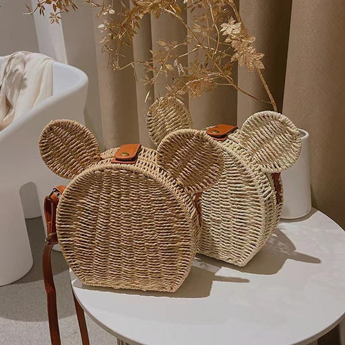 Women's shoulder bag with playful ear design Bowlift