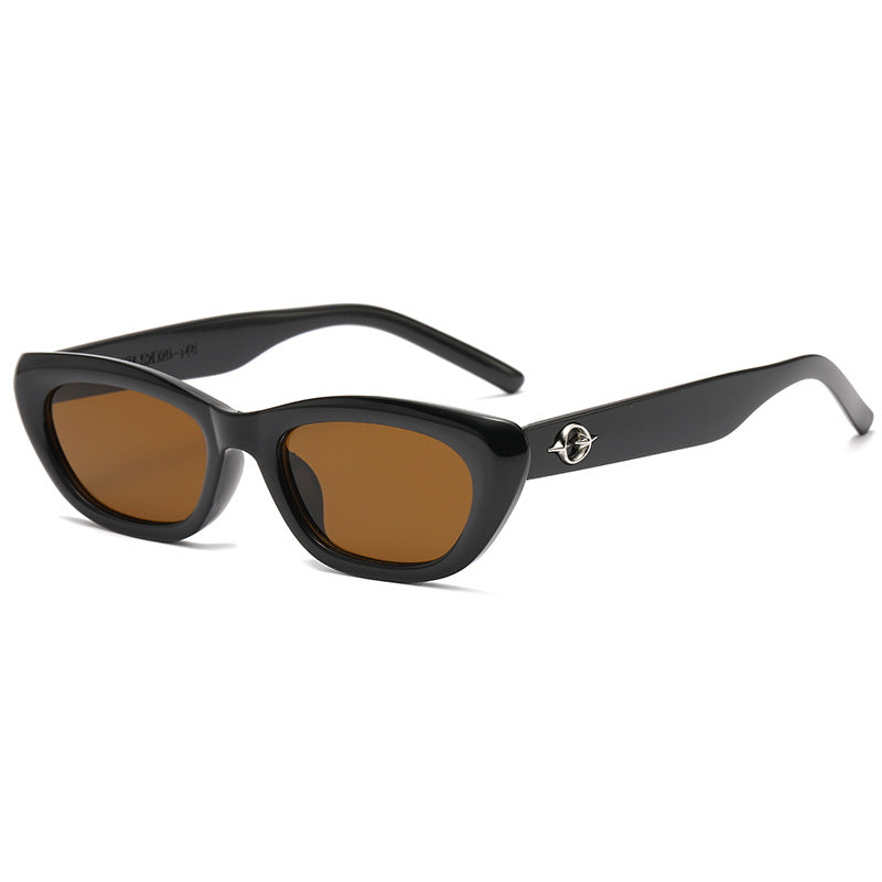 Women's Cat-Eye Sunglasses with Elegant Transparent Frame and UV Protection Bowlift