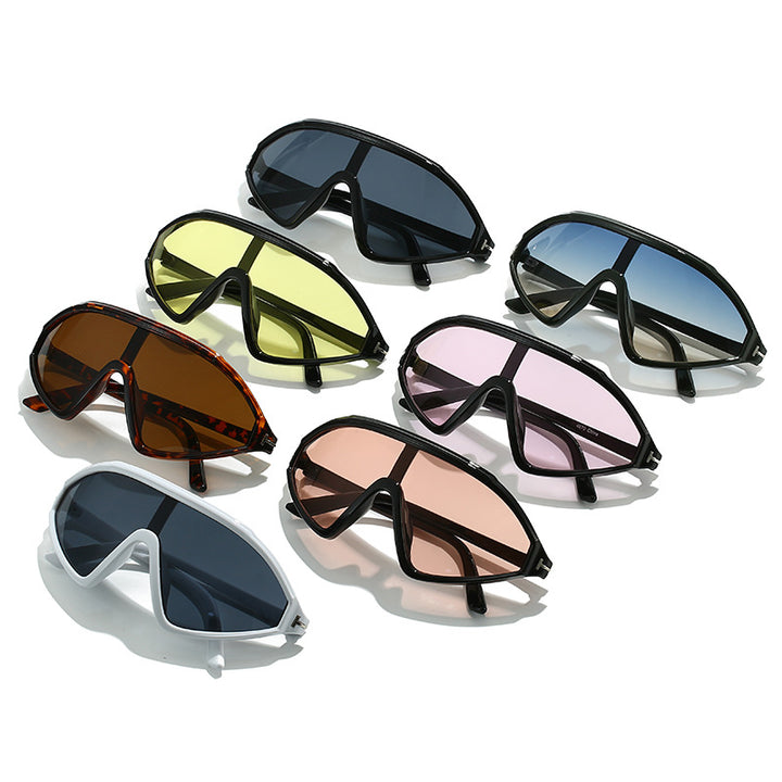 Women sporty sunglasses with ergonomic full rim design Bowlift