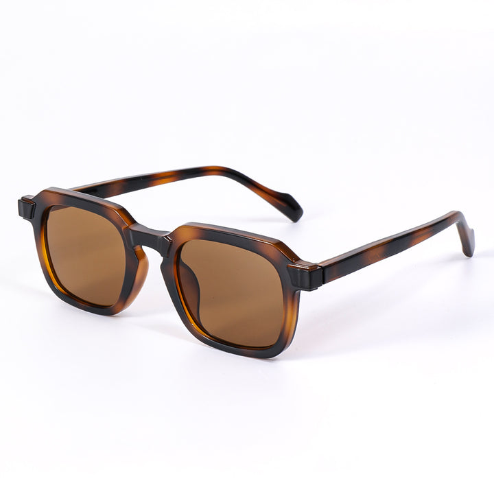 Women's fashionable sunglasses in elegant, angular design Bowlift