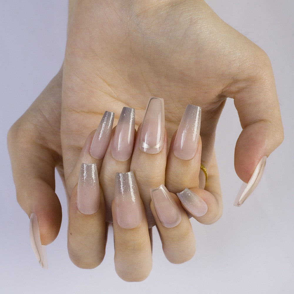 Elegant and Natural Nail Decoration Bowlift