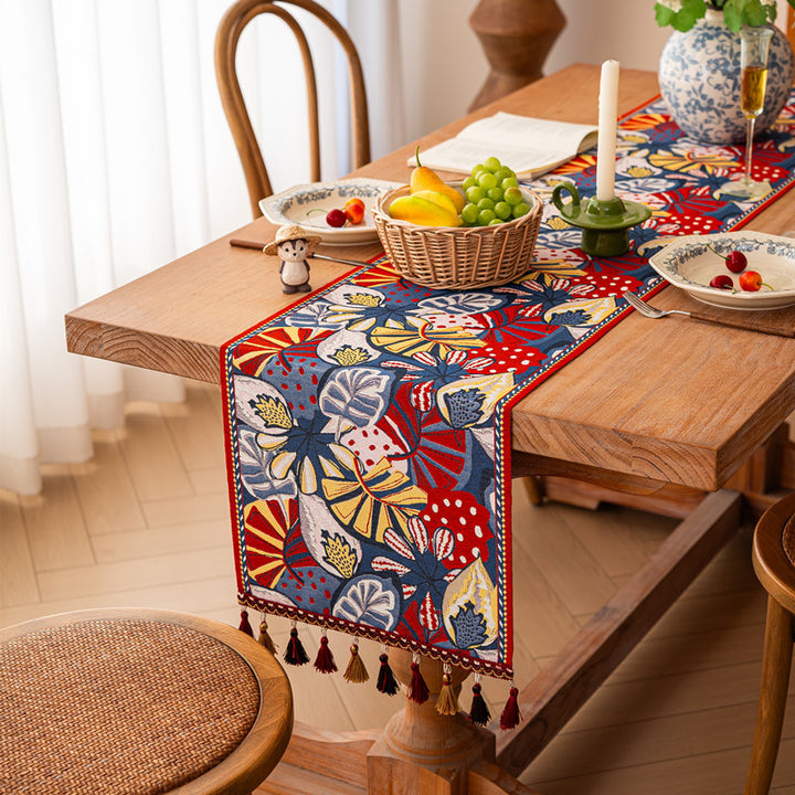Elegant Floral Design Table Runner