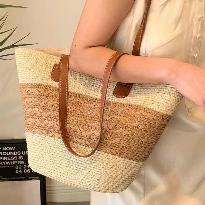 Fashionable rustic shopper with chic leather handles Bowlift