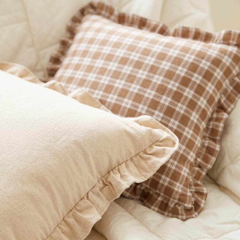 Ruffled Decorative Throw Pillow
