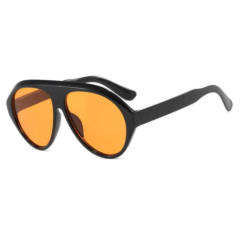 Women's oversized sunglasses with stylish design and protective UV filter Bowlift