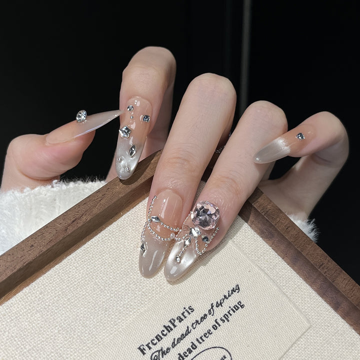 Luxury Rhinestone-Embellished Nail Art Extensions Bowlift