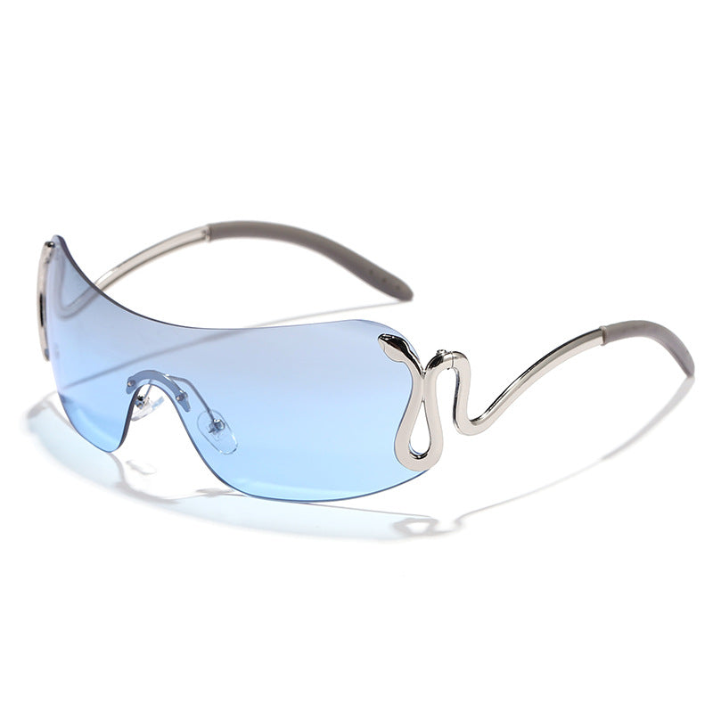Women's fashionable futuristic sunglasses with curved frame Bowlift