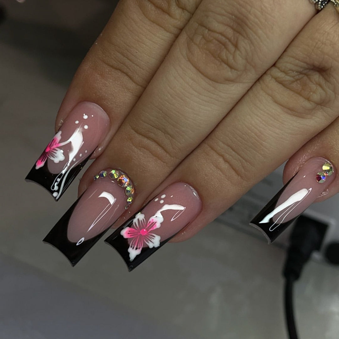 Glamorous Floral Accent Stiletto Nail Art Extensions Bowlift