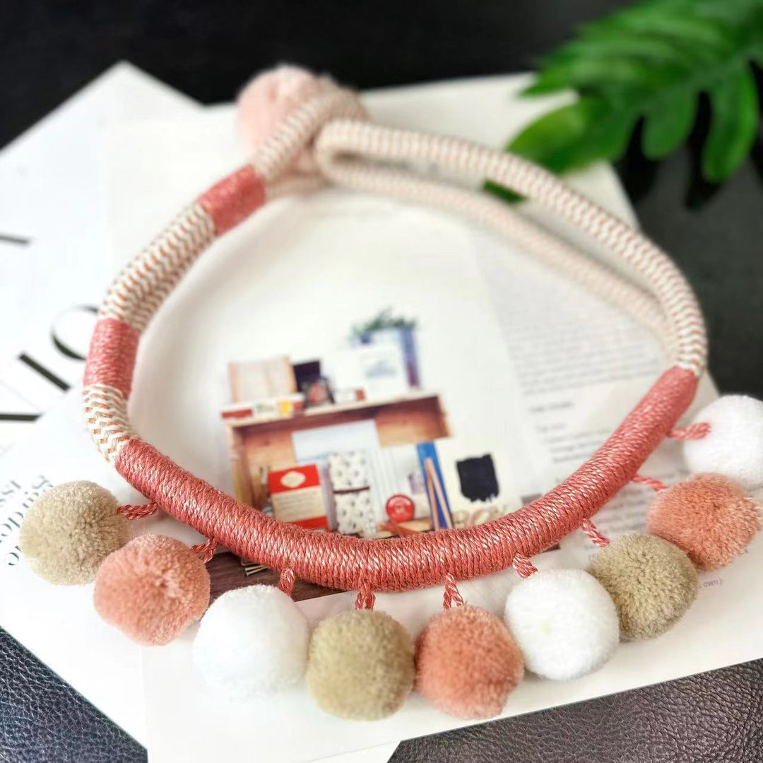 Trendy Knit Necklace Bowlift