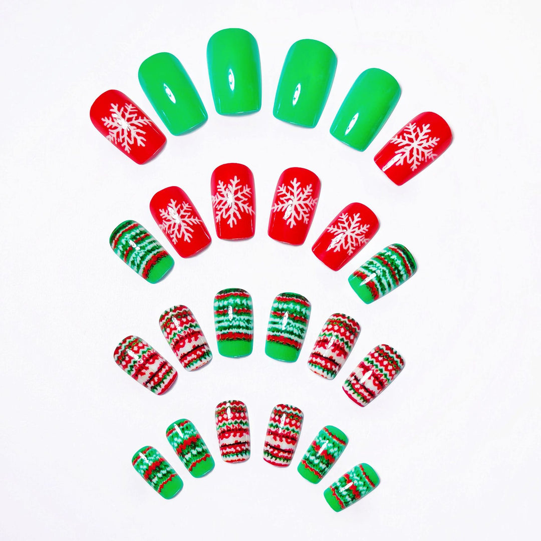 Artificial Nails in Festive Winter Design Bowlift