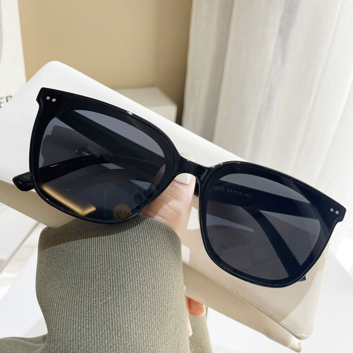Women's oversized sunglasses in elegant tortoiseshell pattern Bowlift