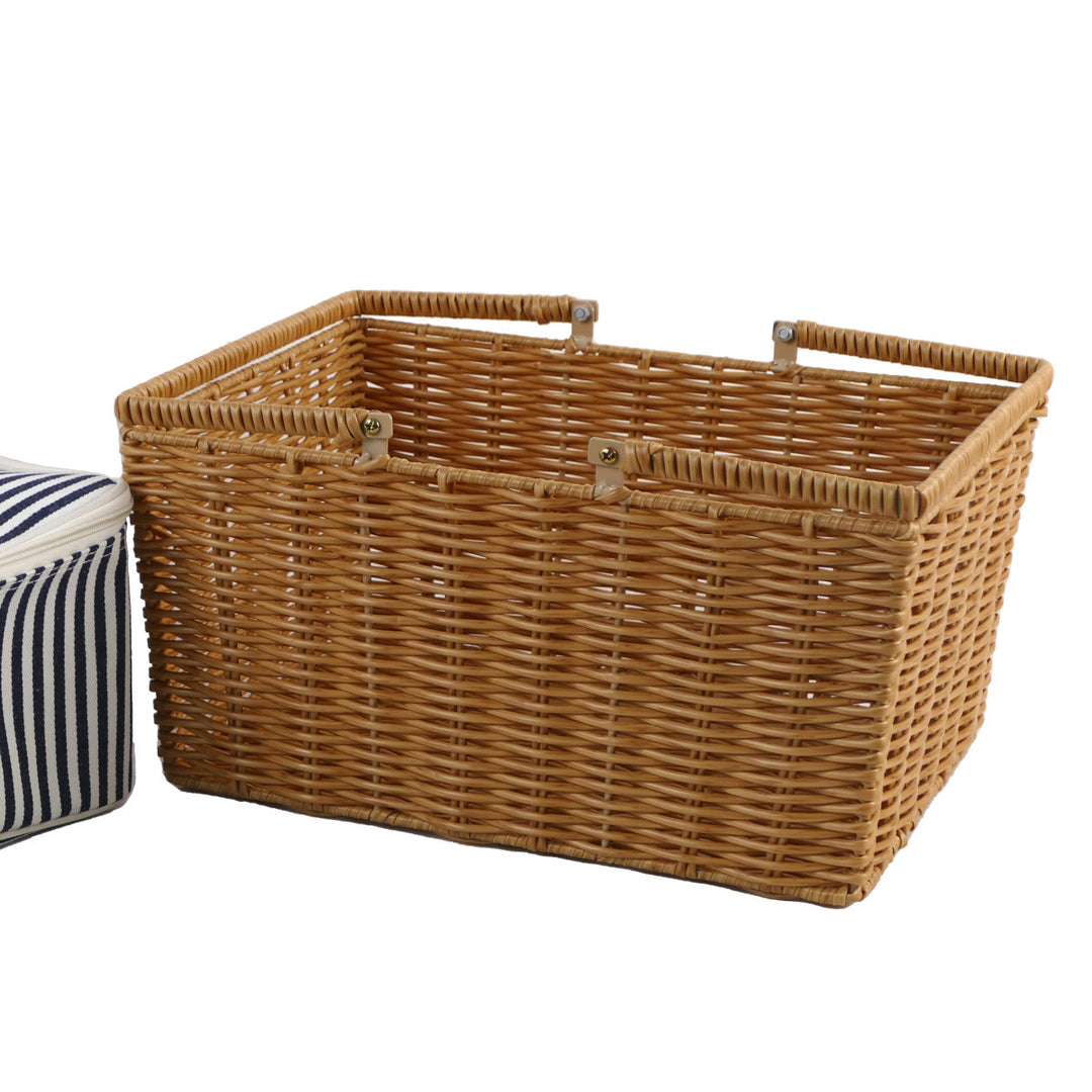 Ladies picnic basket with insulated inner pocket and durable lining Bowlift