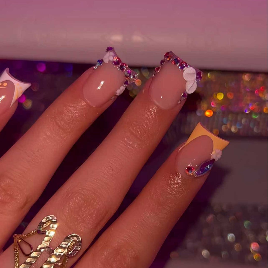 Decorative Floral Rhinestone Nail Extensions Bowlift