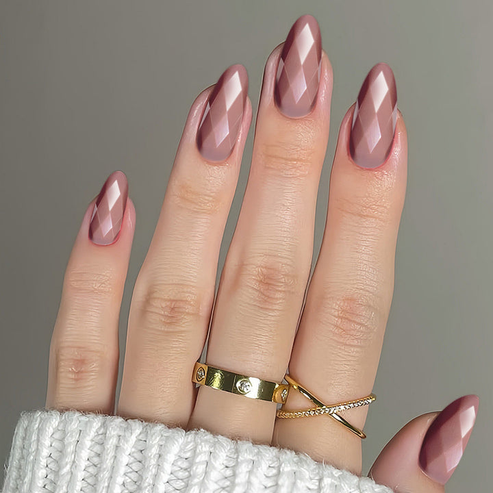 Diamond-Shaped Glossy Nail Extensions Bowlift