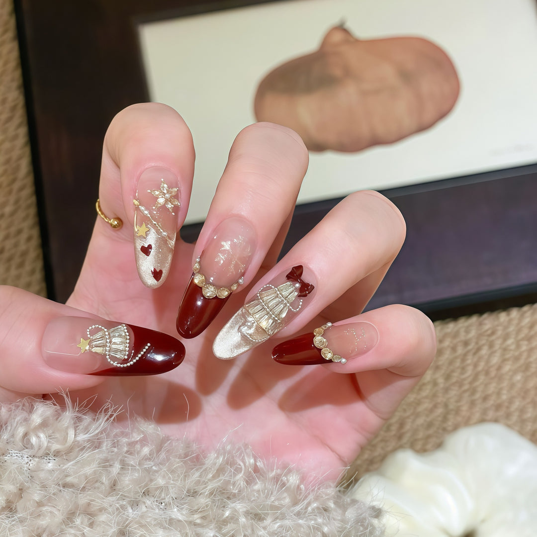 Artificial nail tips with festive glamour design Bowlift