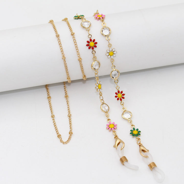 Elegant Cross-Embellished Eyewear Chain Bowlift
