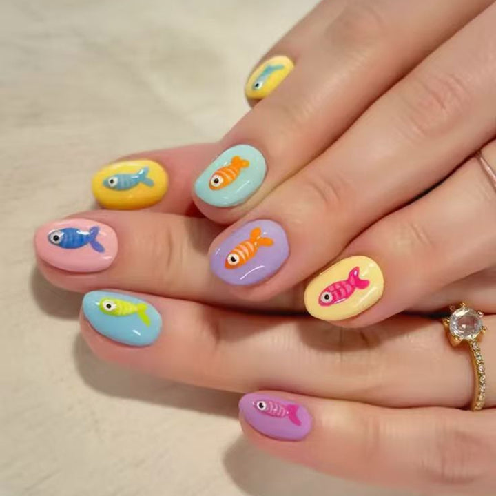 Artificial nails with exclusive spring design Bowlift