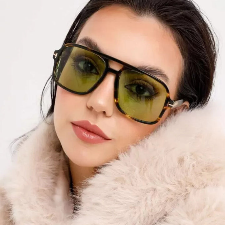 Ladies square designer glasses with delicate frame and modern plastic material Bowlift