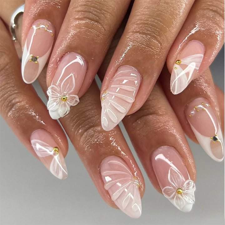 Acrylic nail set with luxurious and stylish decorations Bowlift