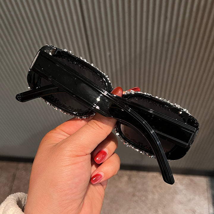 Women's sunglasses with luxurious crystal frame Bowlift
