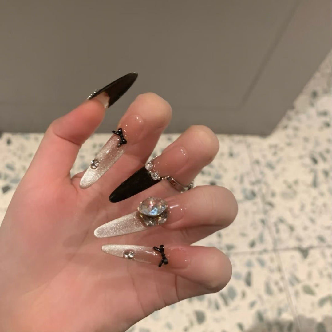 Elegant Floral Design Press-On Nail Extensions Bowlift