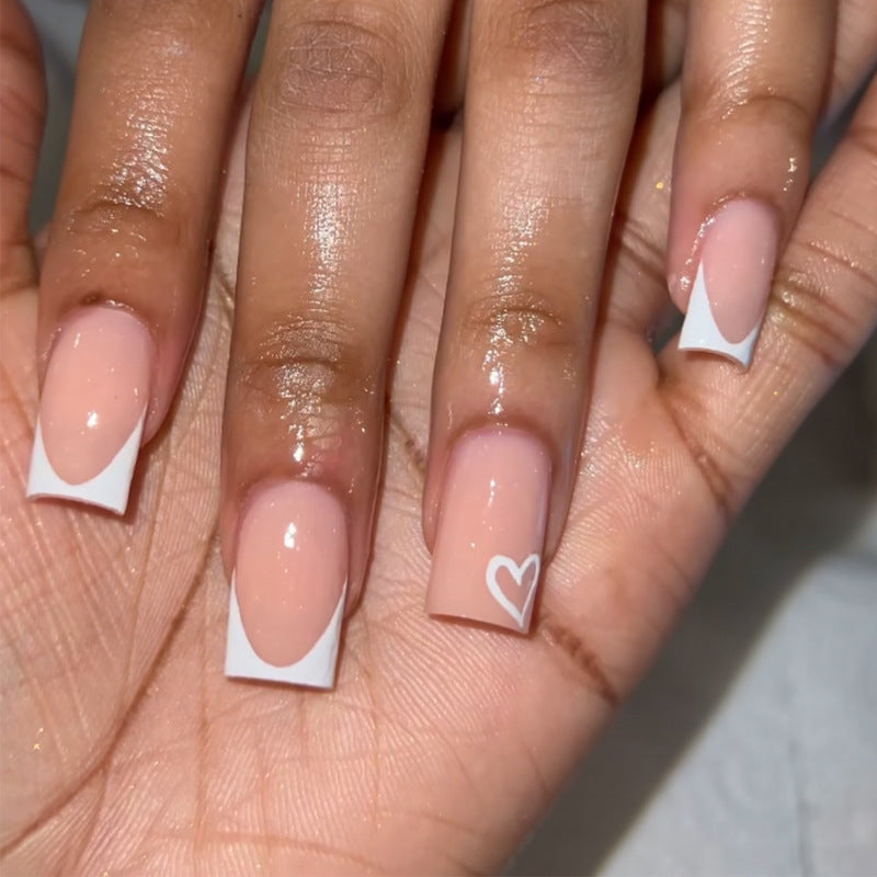Elegant Heart-Designed Press-On Nail Tips Bowlift