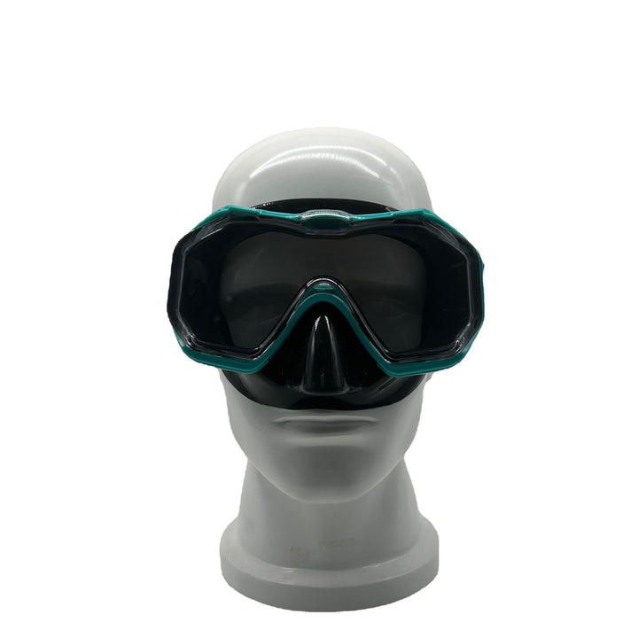 Diving mask with wide field of vision and anti-fog technology Bowlift