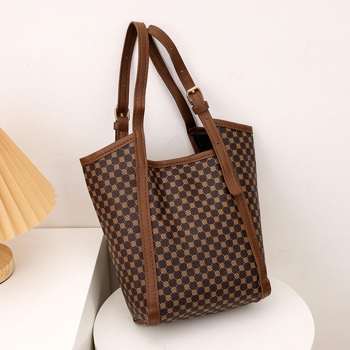 Minimalist Zip-Top Handbag Bowlift