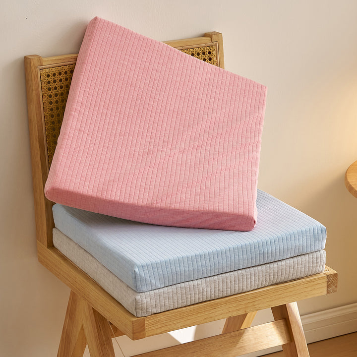Breathable and Hypoallergenic Mattress Topper Bowlift