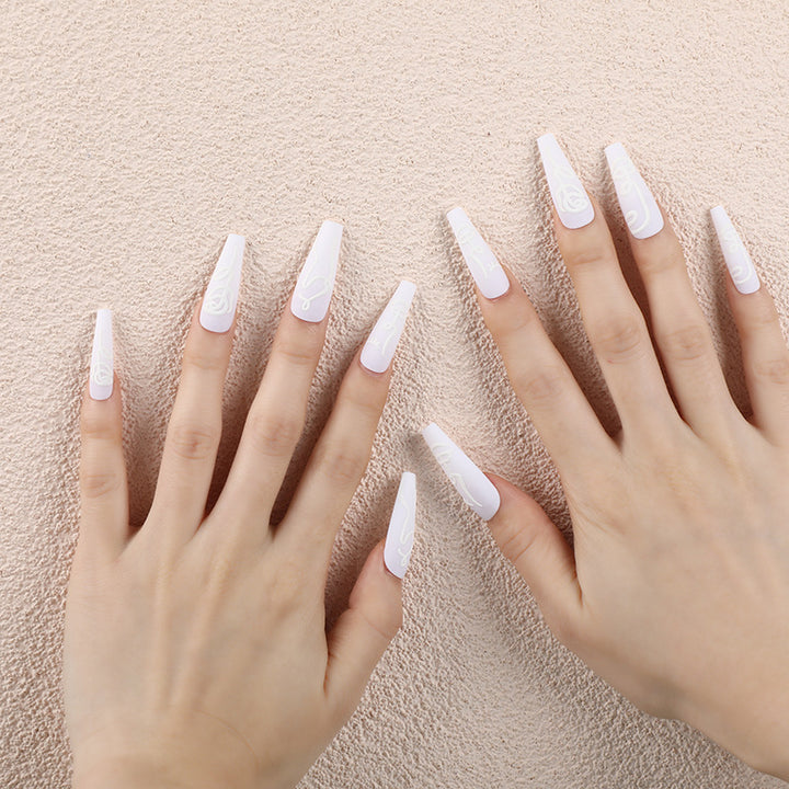 Glossy Design Artificial Nails Bowlift