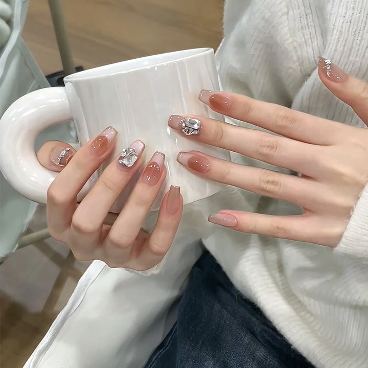 Glossy Nail Set Bowlift
