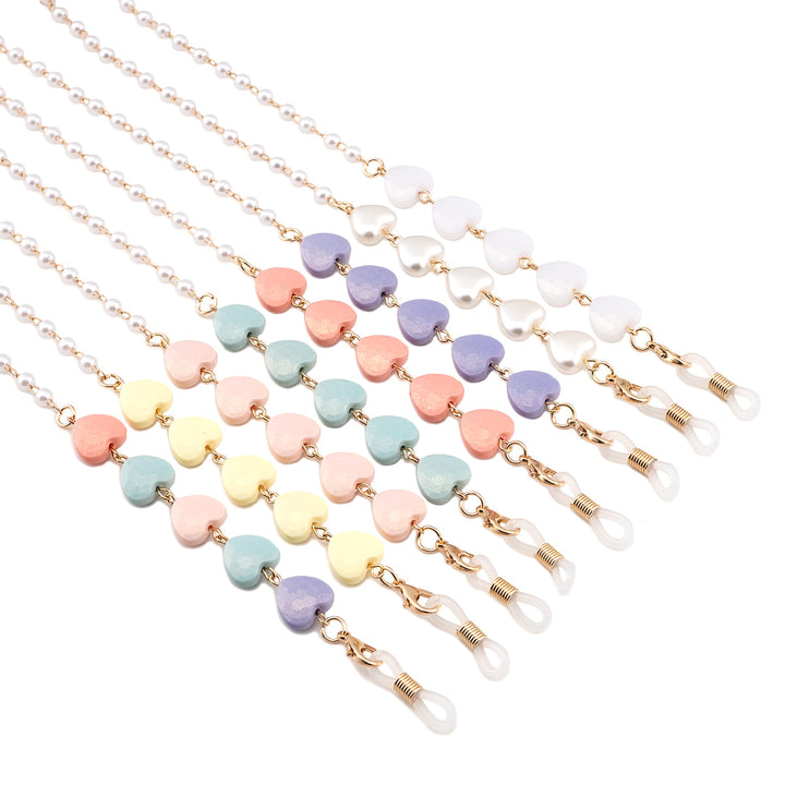 Decorative Heart-Shaped Eyewear Chain Bowlift