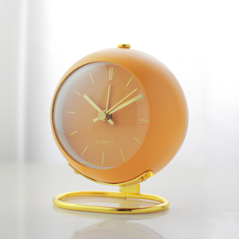 Elegant Table Clock in Scandinavian Design Bowlift