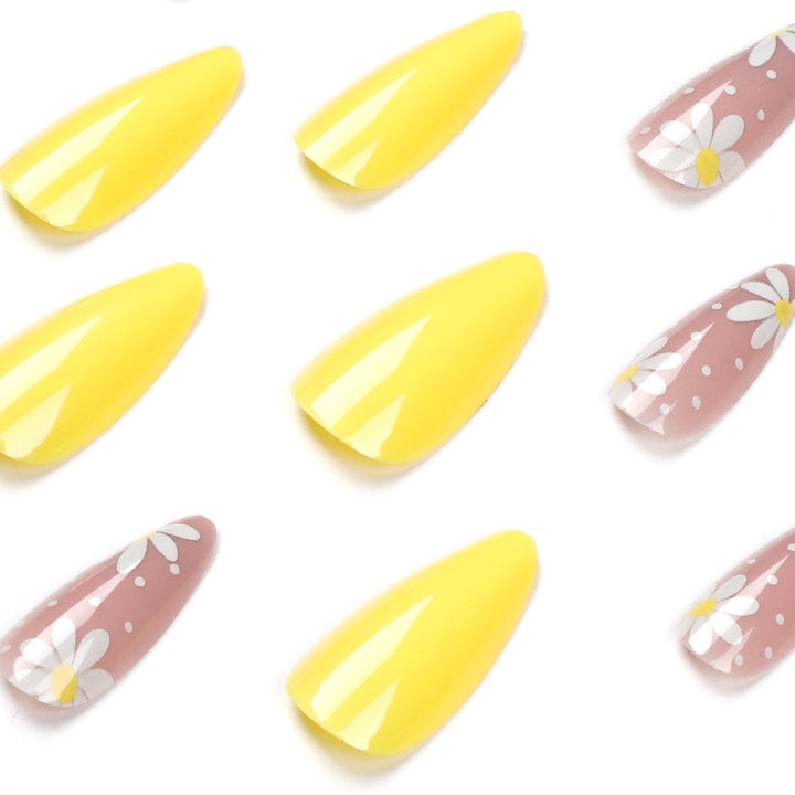 Artful Nail Art with Floral Accents Bowlift