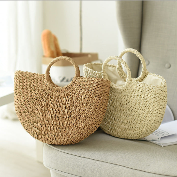 Beach bag made of hand-woven natural material Bowlift