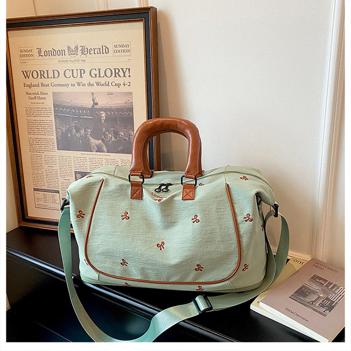 Sporty Shoulder Bag Bowlift