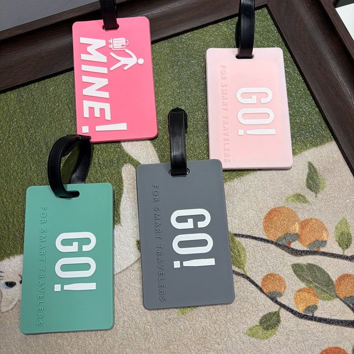 Novelty Luggage Tag Bowlift