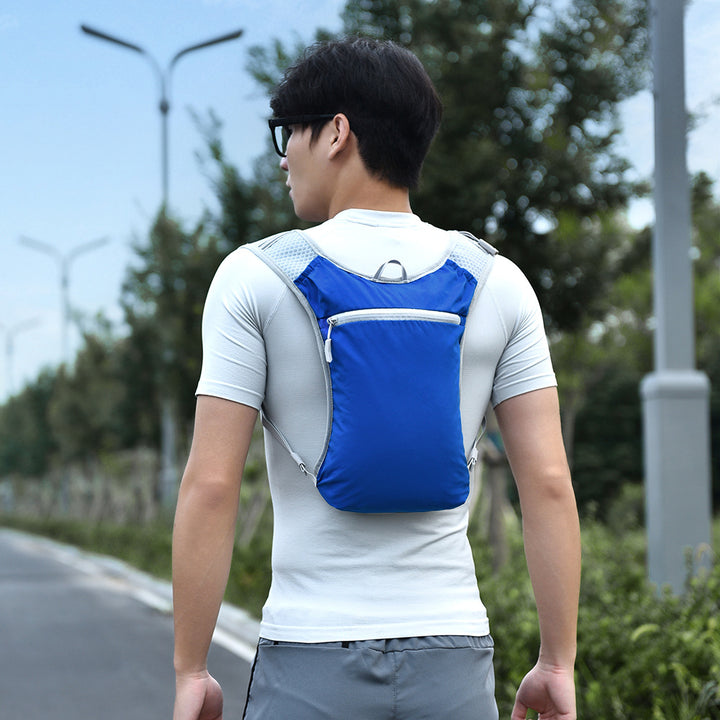 Hydration Pack with Adjustable Bladder System Bowlift